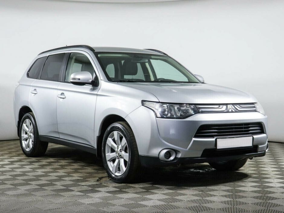 Mitsubishi Outlander 2.0 CVT, 2013, 122 000 км фото 2