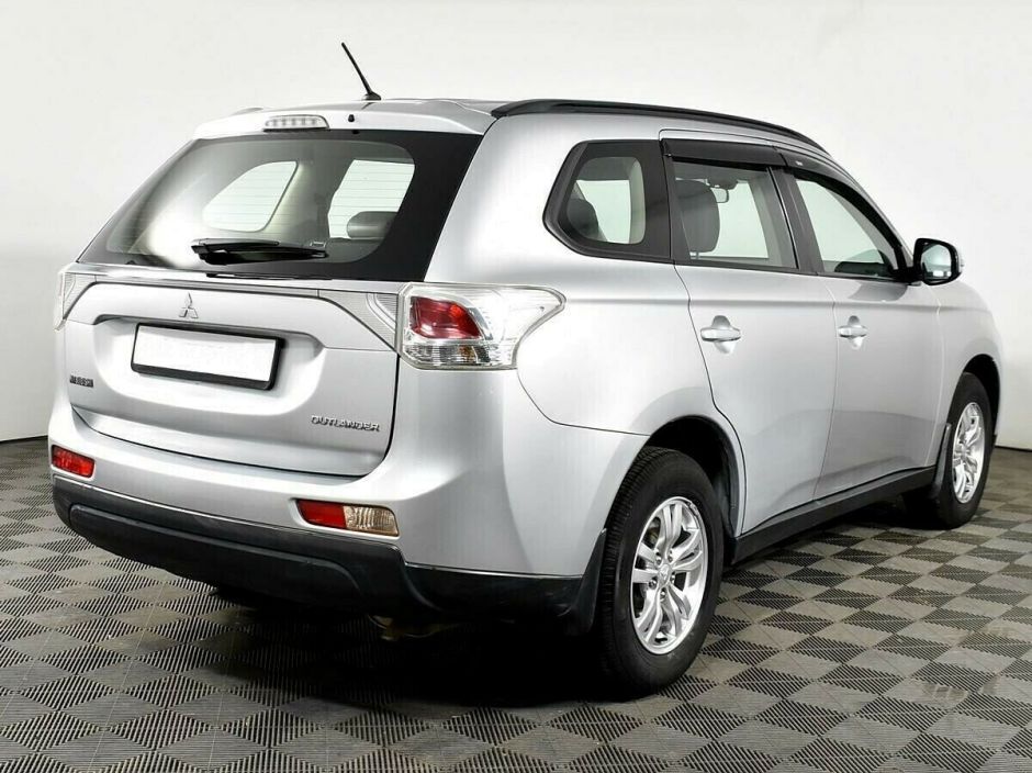Mitsubishi Outlander 2.0 CVT, 2012, 145 000 км фото 4