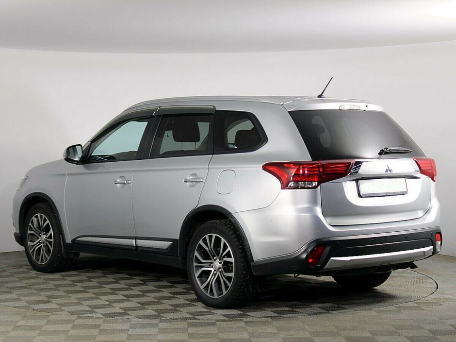 Mitsubishi Outlander 2.4 CVT, 2015, 106 000 км фото 3