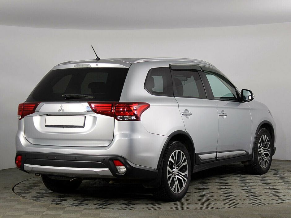 Mitsubishi Outlander 2.4 CVT, 2015, 106 000 км фото 4