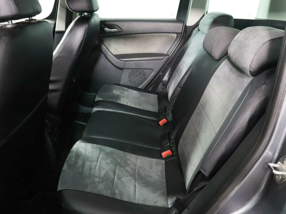 Skoda Yeti 1.4 РКПП, 2012, 136 000 км фото 9