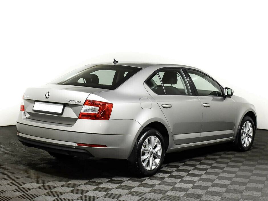 Skoda Octavia 1.5 МКПП, 2017, 76 000 км фото 3