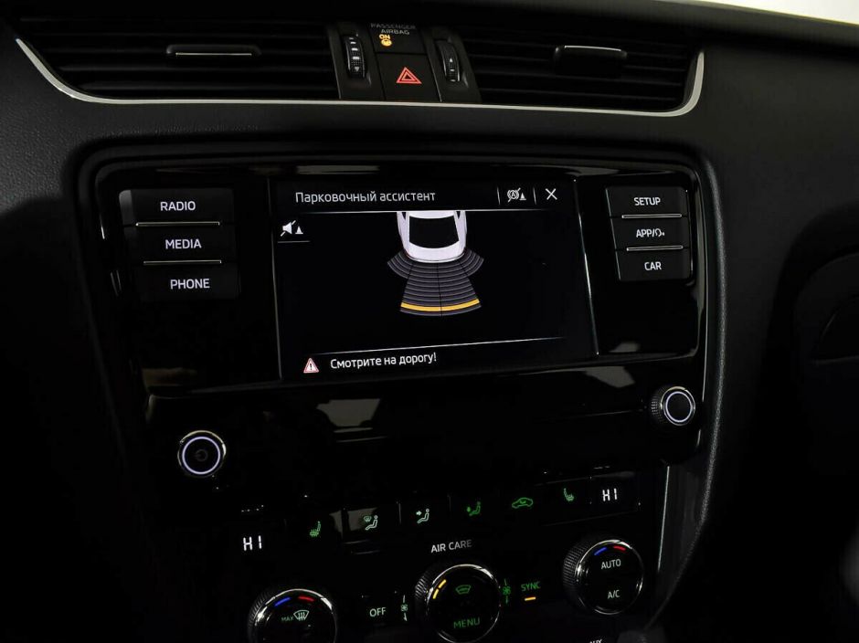 Skoda Octavia 1.5 МКПП, 2017, 76 000 км фото 9