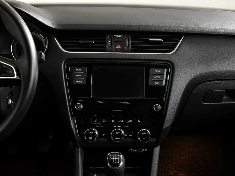 Skoda Octavia 1.5 МКПП, 2017, 76 000 км фото 10