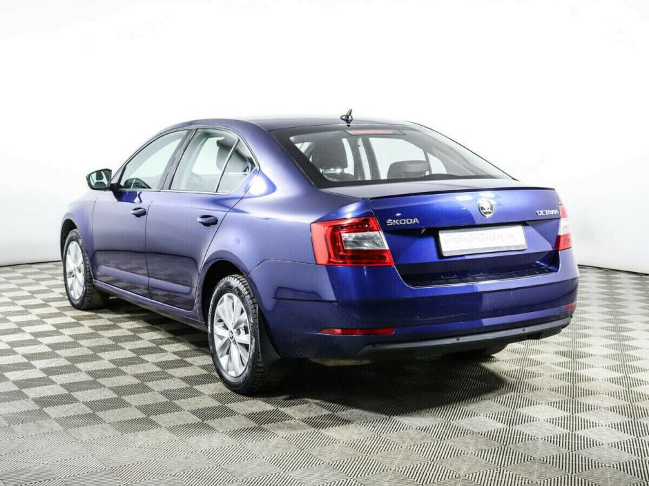Skoda Octavia 1.8 РКПП, 2017, 86 000 км фото 3