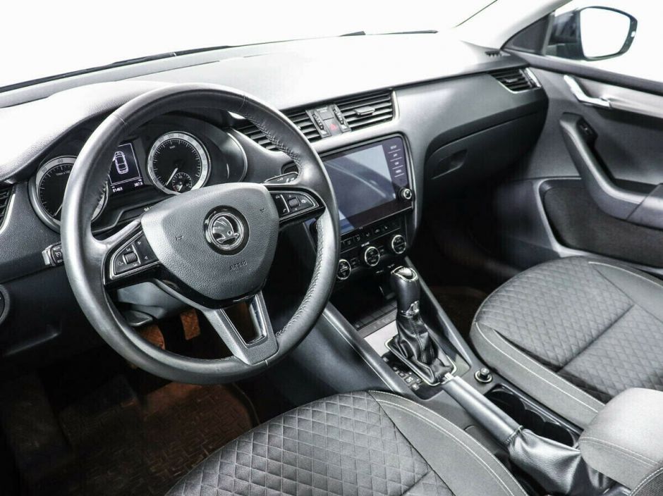 Skoda Octavia 1.8 РКПП, 2017, 86 000 км фото 5