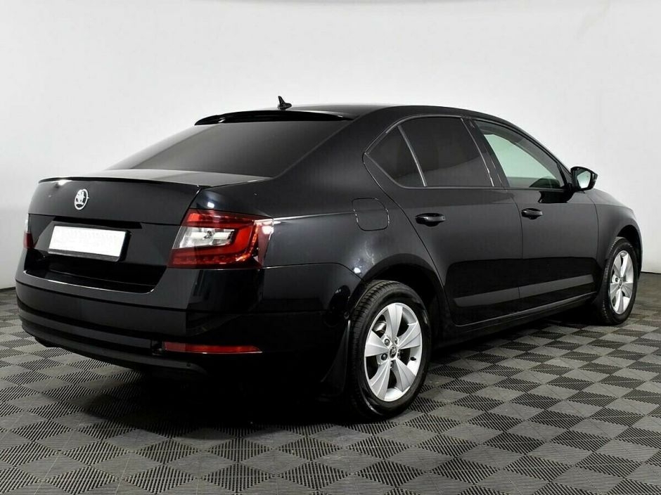 Skoda Octavia 1.8 РКПП, 2018, 66 000 км фото 4