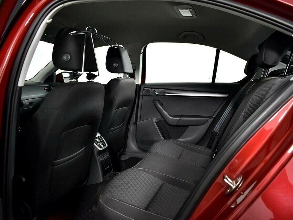 Skoda Octavia 1.5 РКПП, 2017, 79 000 км фото 6
