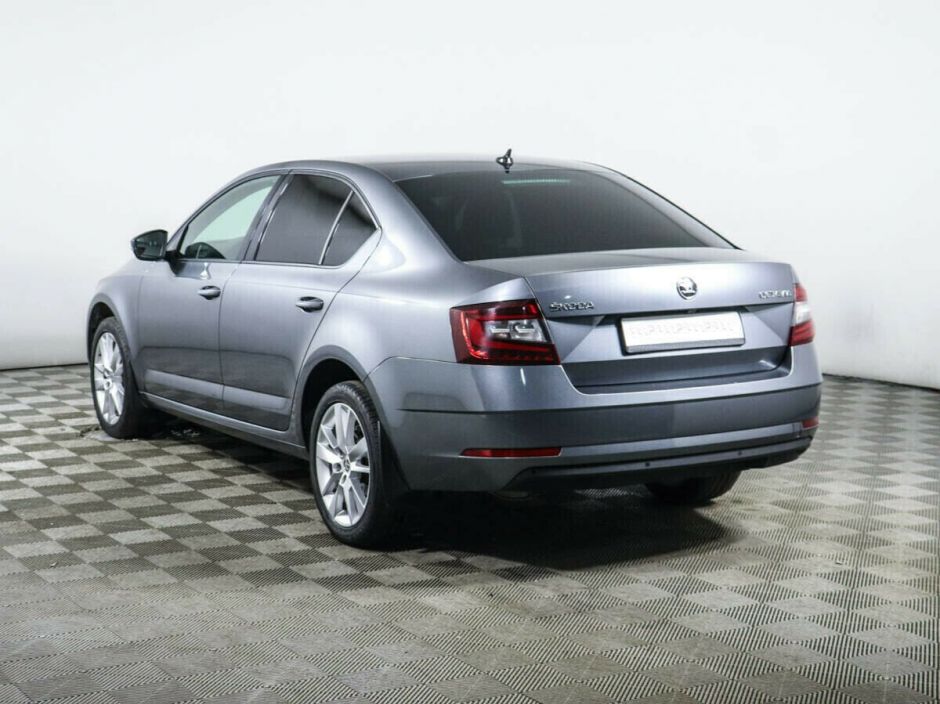 Skoda Octavia 1.5 РКПП, 2019, 59 000 км фото 3