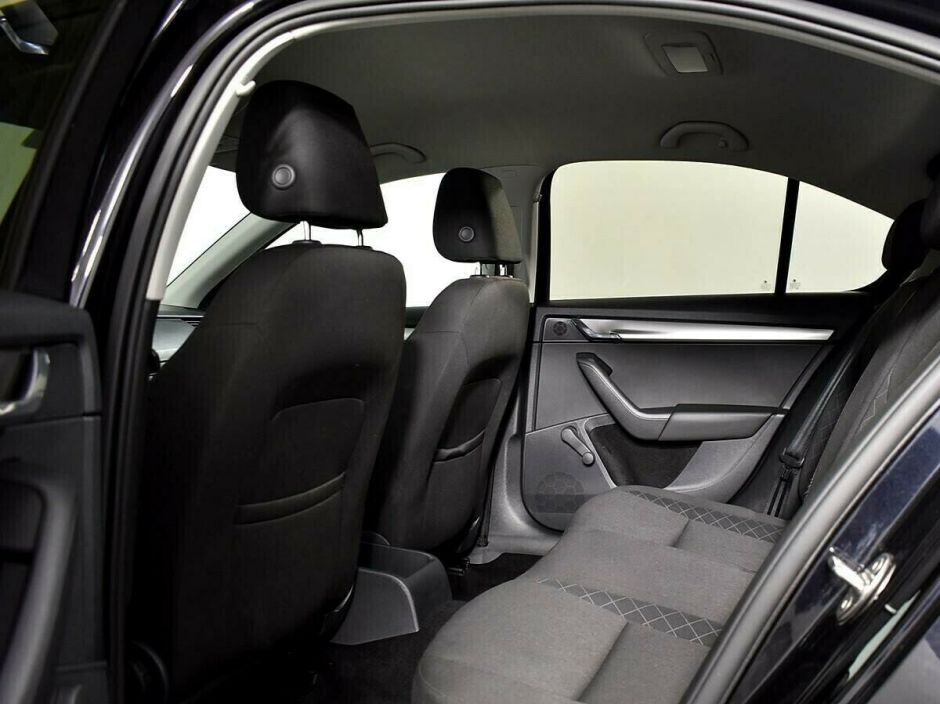 Skoda Octavia 1.6 АКПП, 2017, 74 000 км фото 6