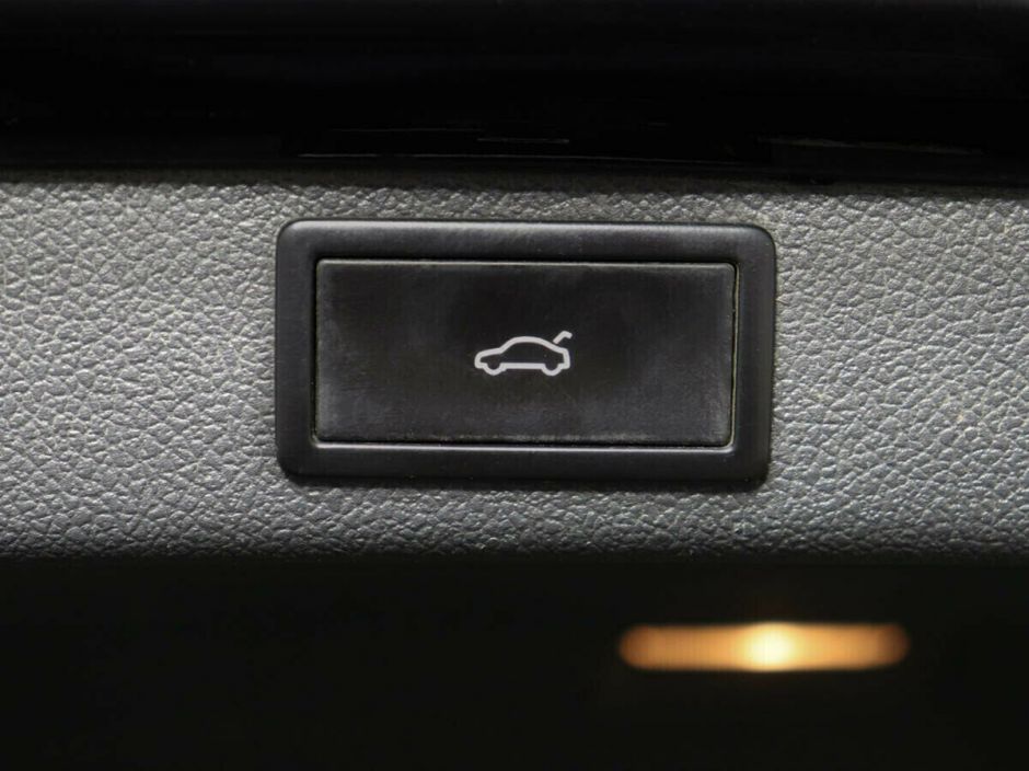 Skoda Superb 2.0 РКПП, 2012, 135 000 км фото 11