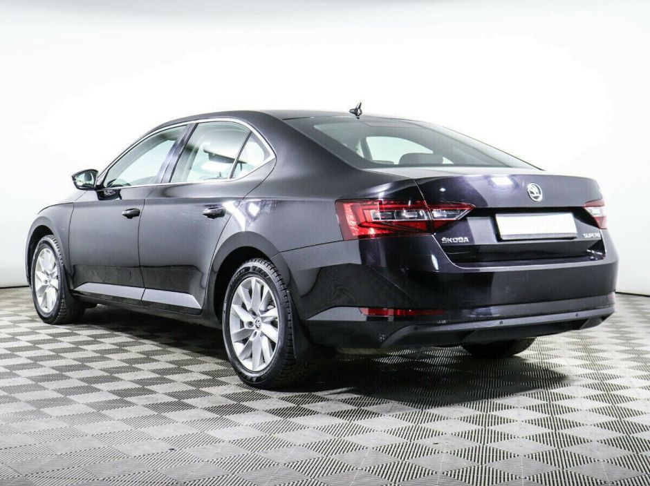 Skoda Superb 1.8 РКПП, 2016, 89 000 км фото 3