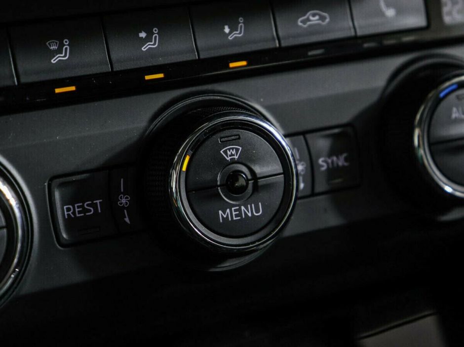 Skoda Superb 1.8 РКПП, 2016, 89 000 км фото 10