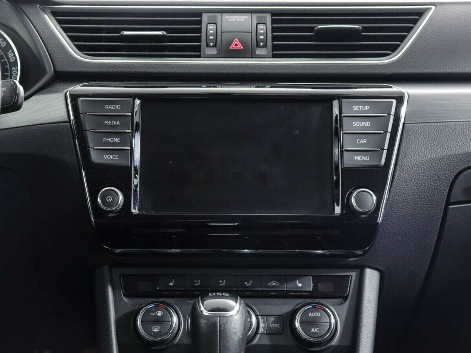 Skoda Superb 1.8 РКПП, 2017, 86 000 км фото 11