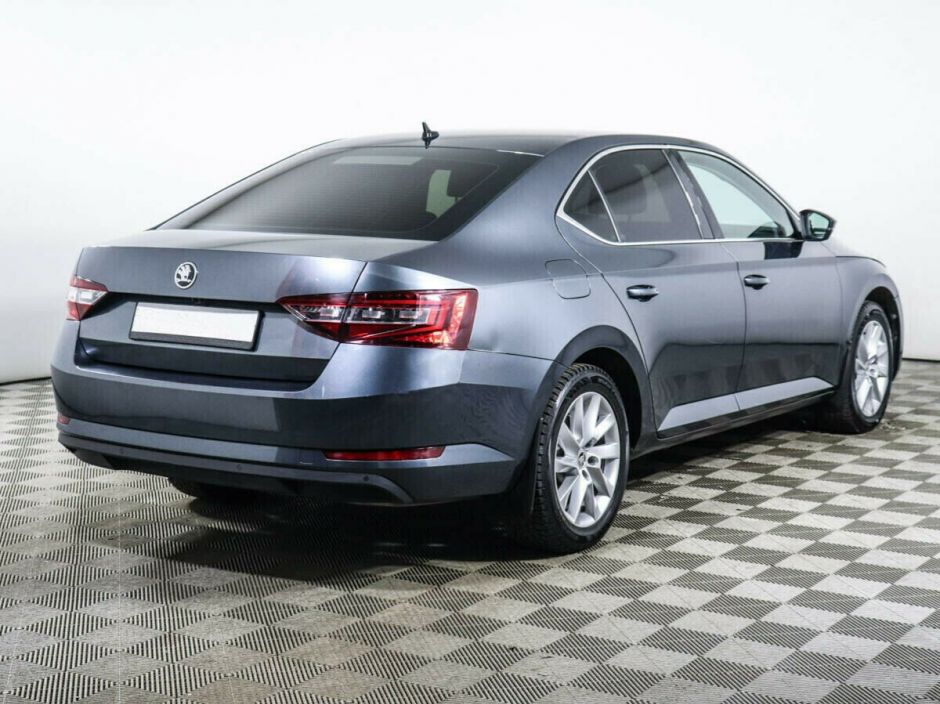 Skoda Superb 1.8 РКПП, 2017, 74 000 км фото 3