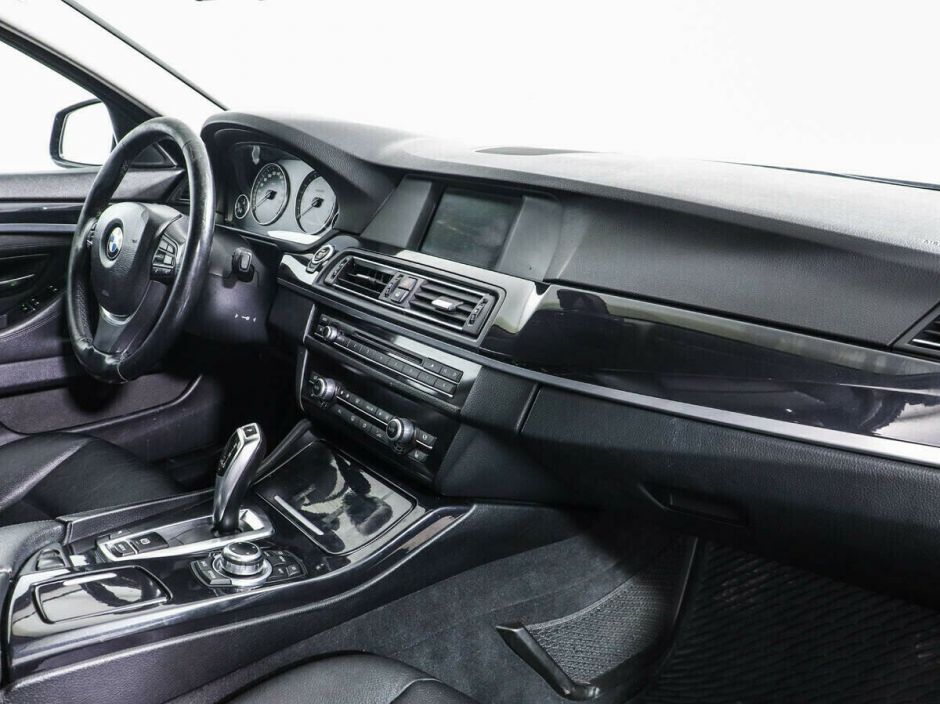 BMW 5 серии 2.5 АКПП, 2010, 155 000 км фото 7