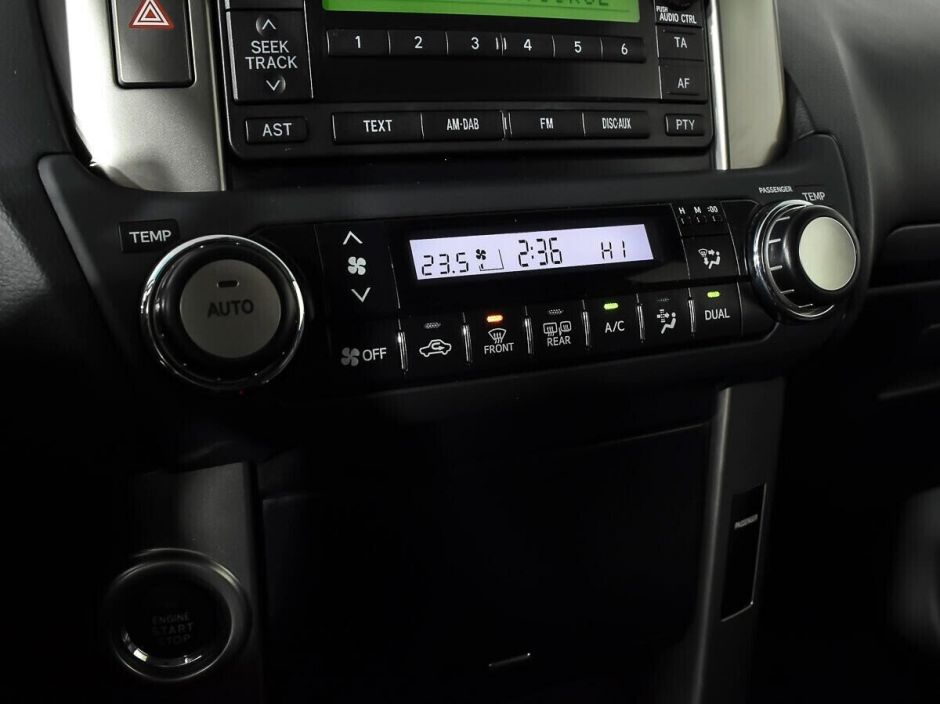 Toyota Land Cruiser Prado 3.0 АКПП, 2012, 144 000 км фото 9