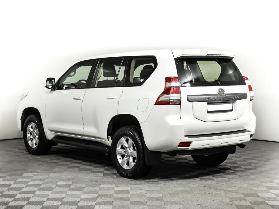 Toyota Land Cruiser Prado 2.7 МКПП, 2013, 126 000 км фото 4