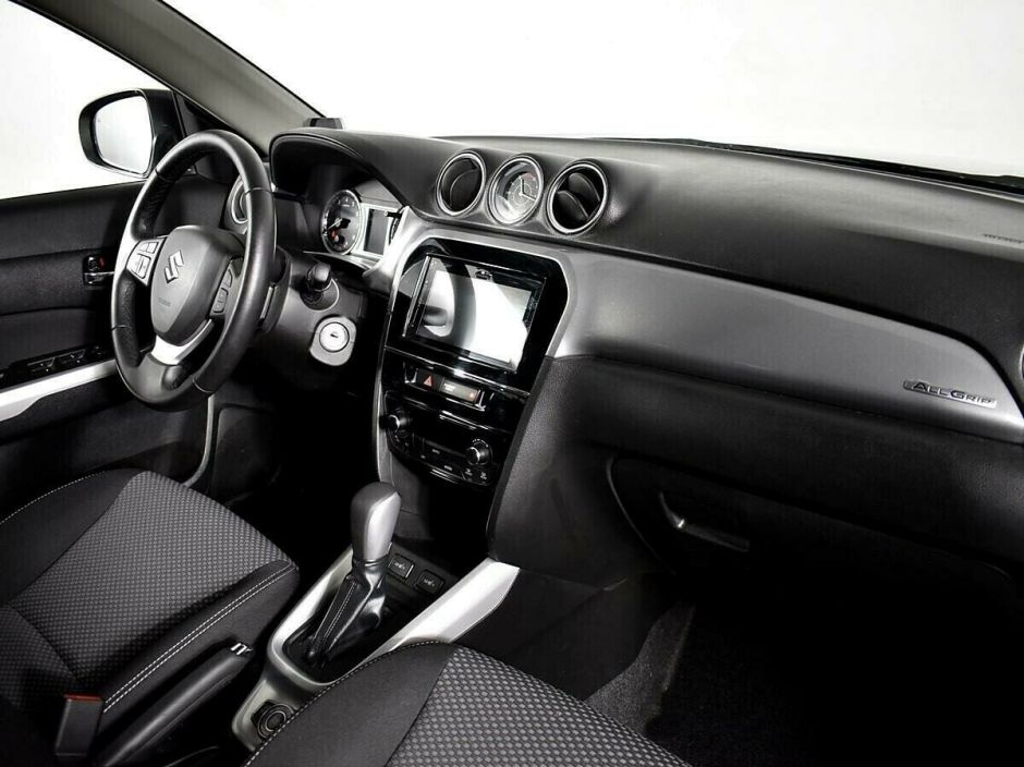 Suzuki Vitara 1.6 АКПП, 2016, 89 000 км фото 5