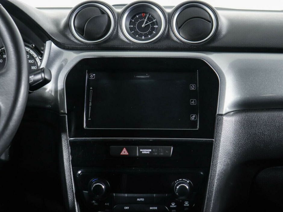 Suzuki Vitara 1.6 АКПП, 2018, 73 000 км фото 7