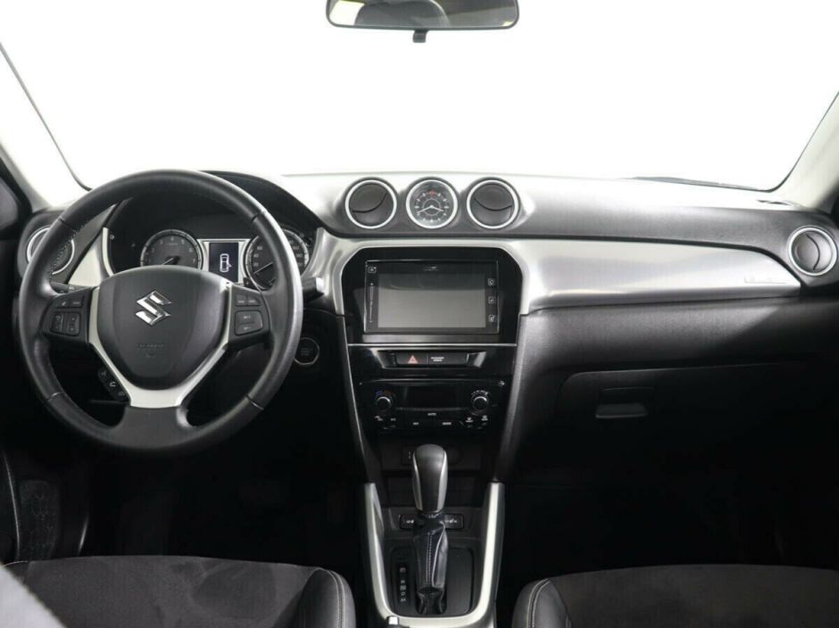 Suzuki Vitara 1.6 АКПП, 2016, 95 000 км фото 6