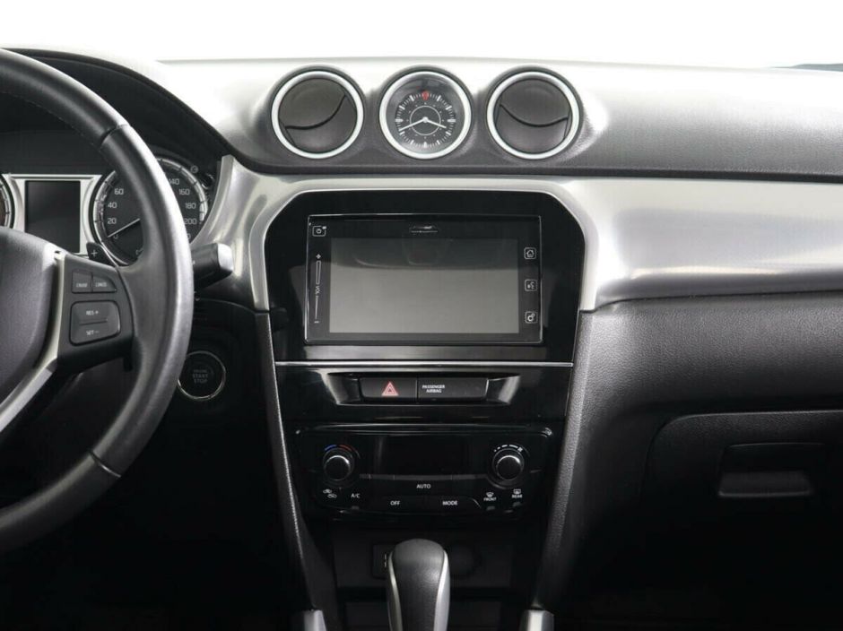 Suzuki Vitara 1.6 АКПП, 2016, 95 000 км фото 8