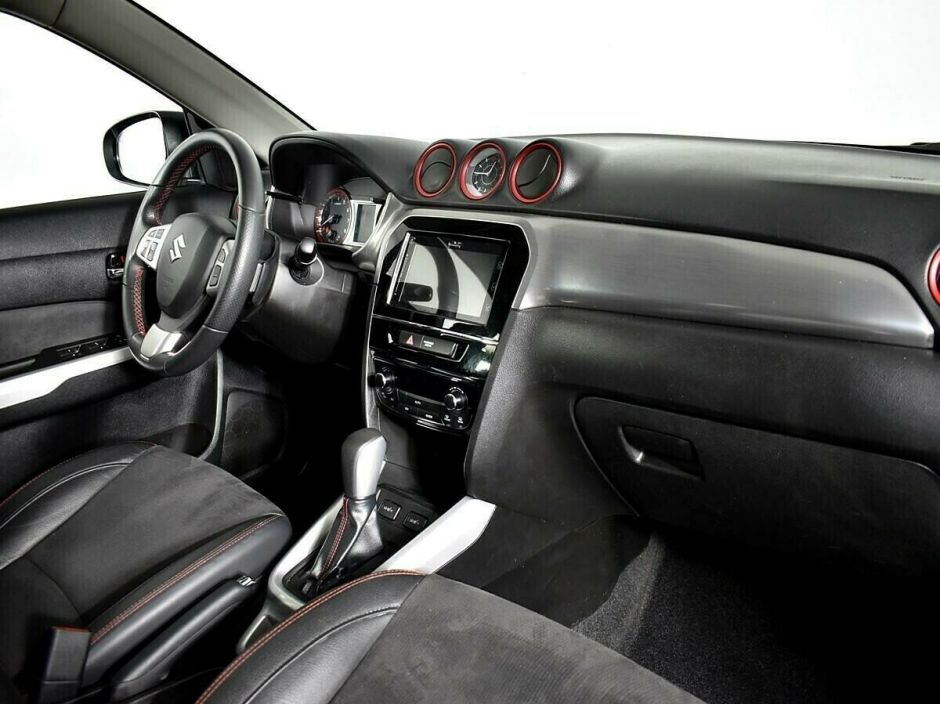 Suzuki Vitara 1.6 АКПП, 2017, 86 000 км фото 5