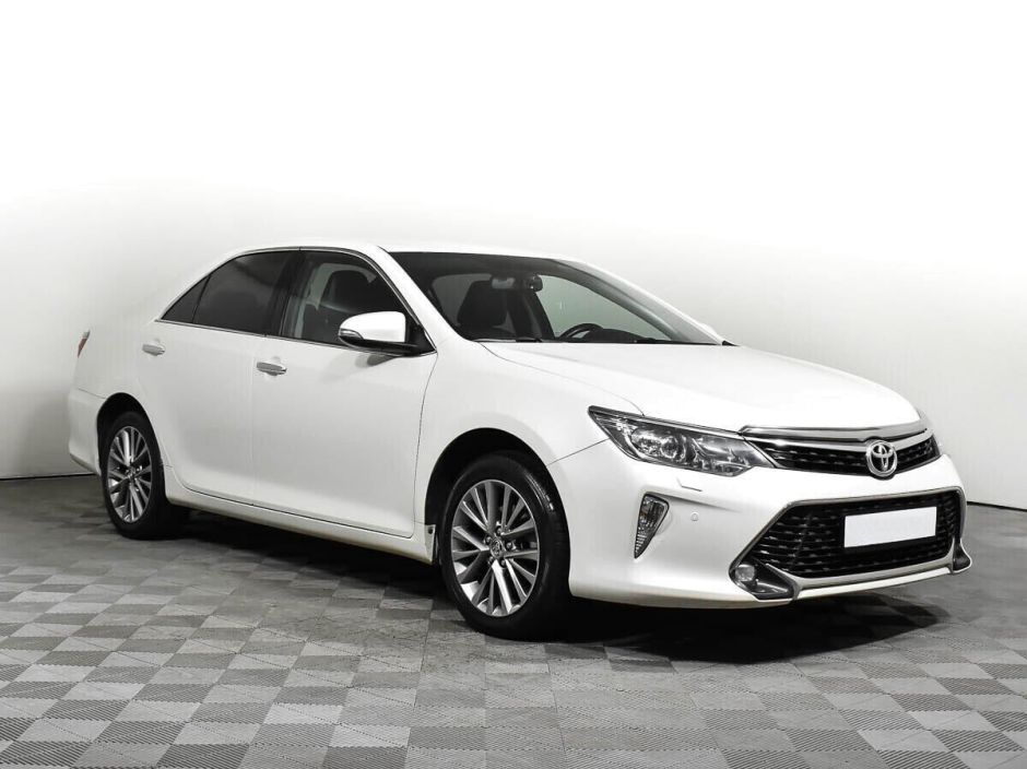 Toyota Camry 2.5 АКПП, 2017, 85 000 км фото 3