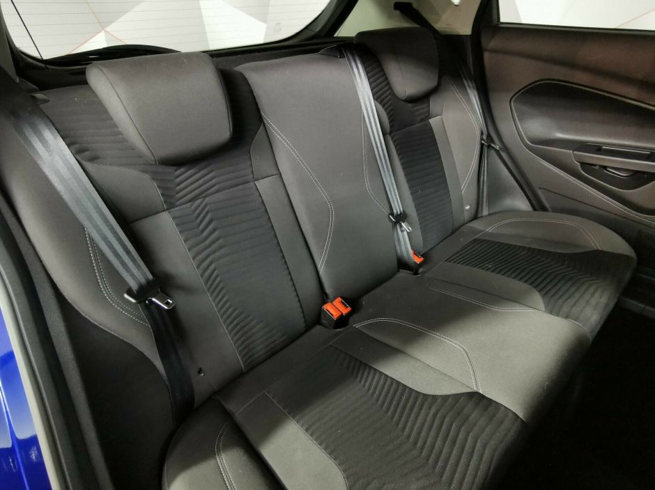 Ford Fiesta 1.6 РКПП, 2017, 72 000 км фото 11