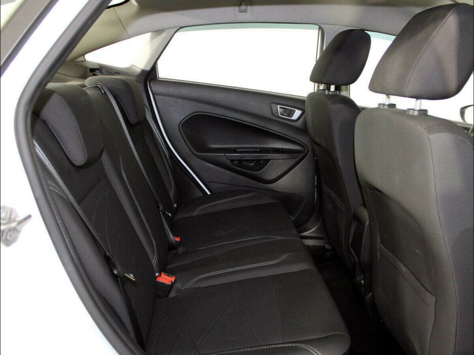 Ford Fiesta 1.6 МКПП, 2018, 69 000 км фото 7