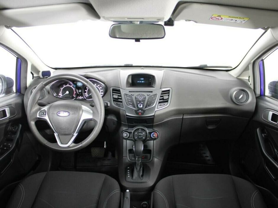 Ford Fiesta 1.6 РКПП, 2018, 60 000 км фото 6