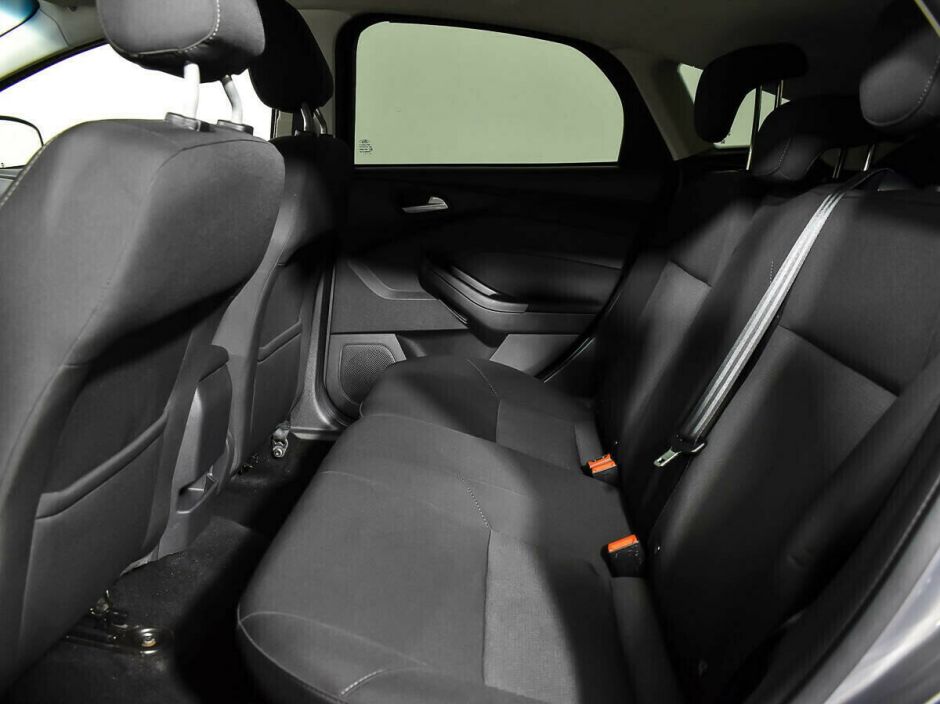 Ford Focus 1.6 РКПП, 2015, 105 000 км фото 10