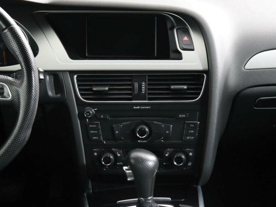 Audi A4 1.8 CVT, 2010, 156 000 км фото 7