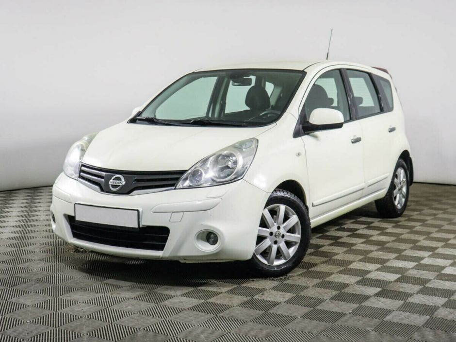 Nissan Note 1.6 АКПП, 2011, 144 000 км фото 1