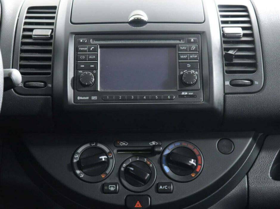 Nissan Note 1.6 АКПП, 2011, 144 000 км фото 9