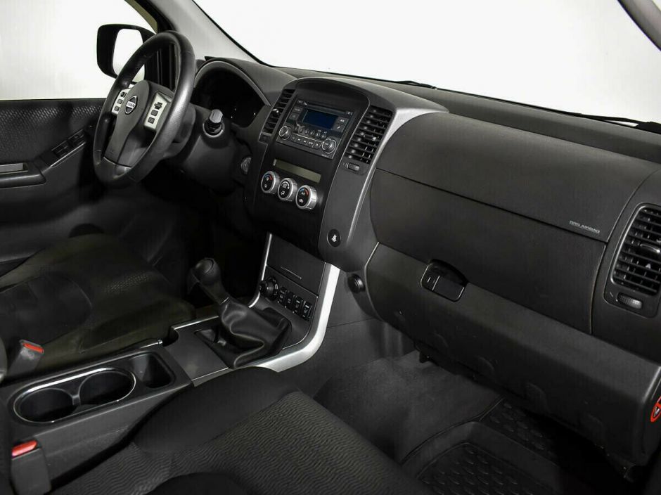 Nissan Pathfinder 2.5 МКПП, 2013, 127 000 км фото 6