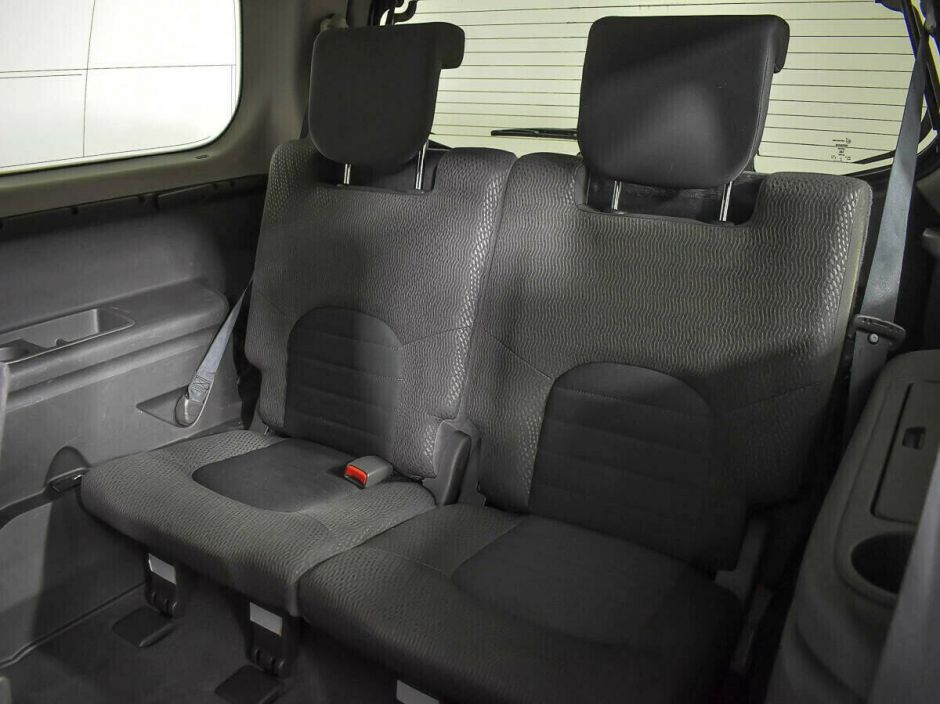 Nissan Pathfinder 2.5 МКПП, 2013, 127 000 км фото 9