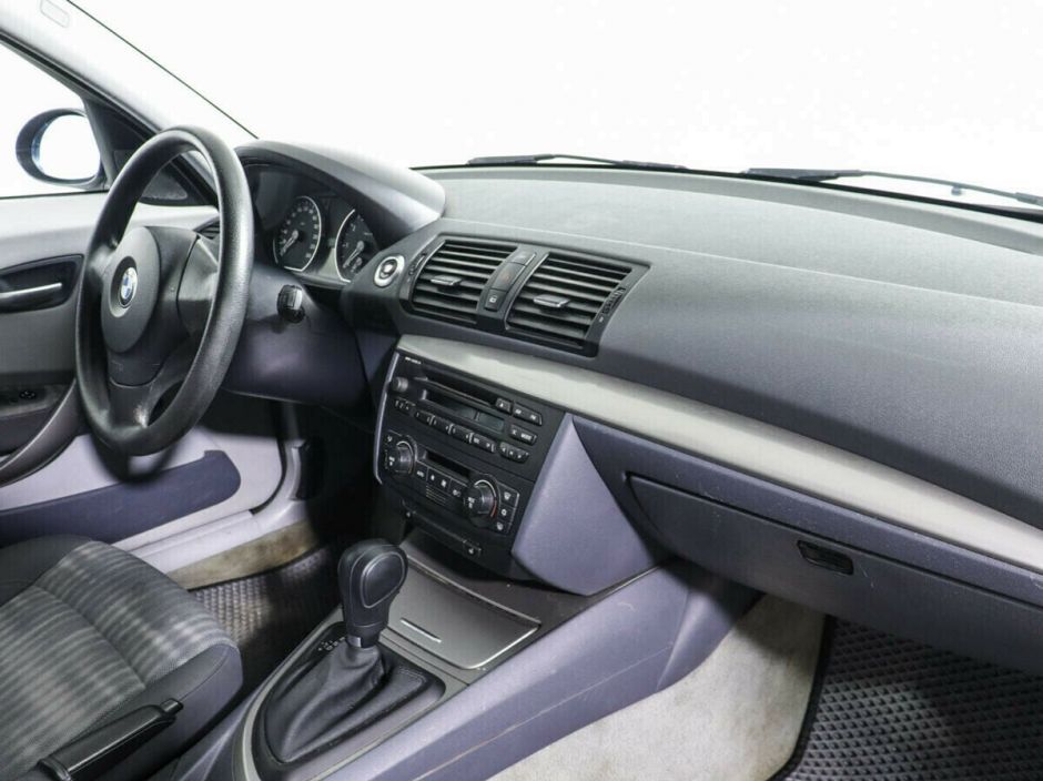 BMW 1 серии 2.0 АКПП, 2008, 196 000 км фото 8