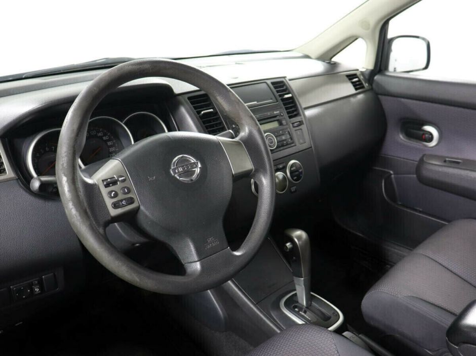 Nissan Tiida 1.6 АКПП, 2007, 201 000 км фото 6