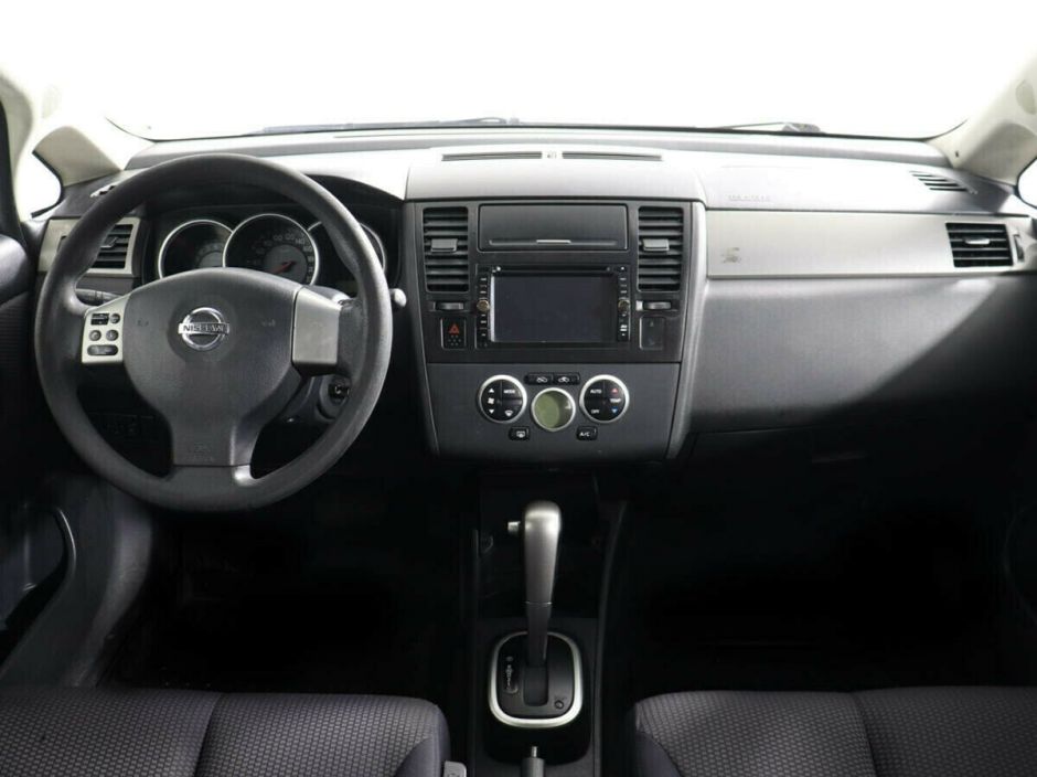 Nissan Tiida 1.5 АКПП, 2008, 181 000 км фото 5