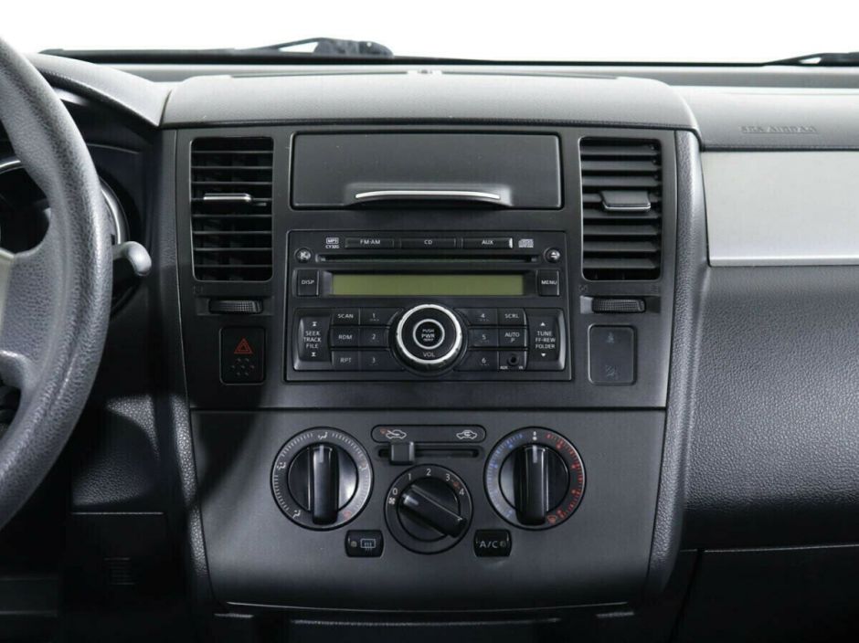 Nissan Tiida 1.6 МКПП, 2011, 158 000 км фото 9