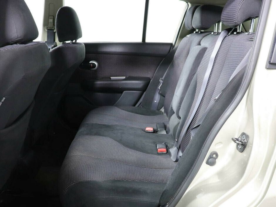 Nissan Tiida 1.6 АКПП, 2011, 144 000 км фото 9