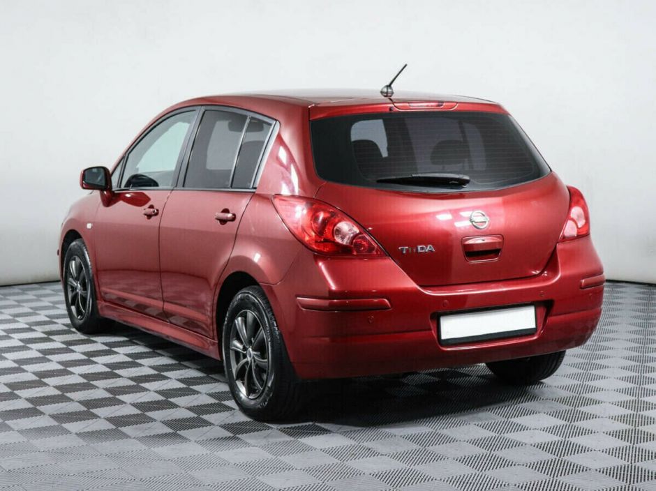 Nissan Tiida 1.6 АКПП, 2012, 138 000 км фото 3