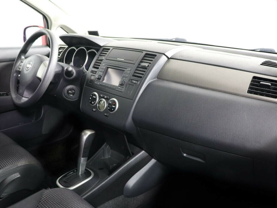 Nissan Tiida 1.6 АКПП, 2012, 138 000 км фото 7