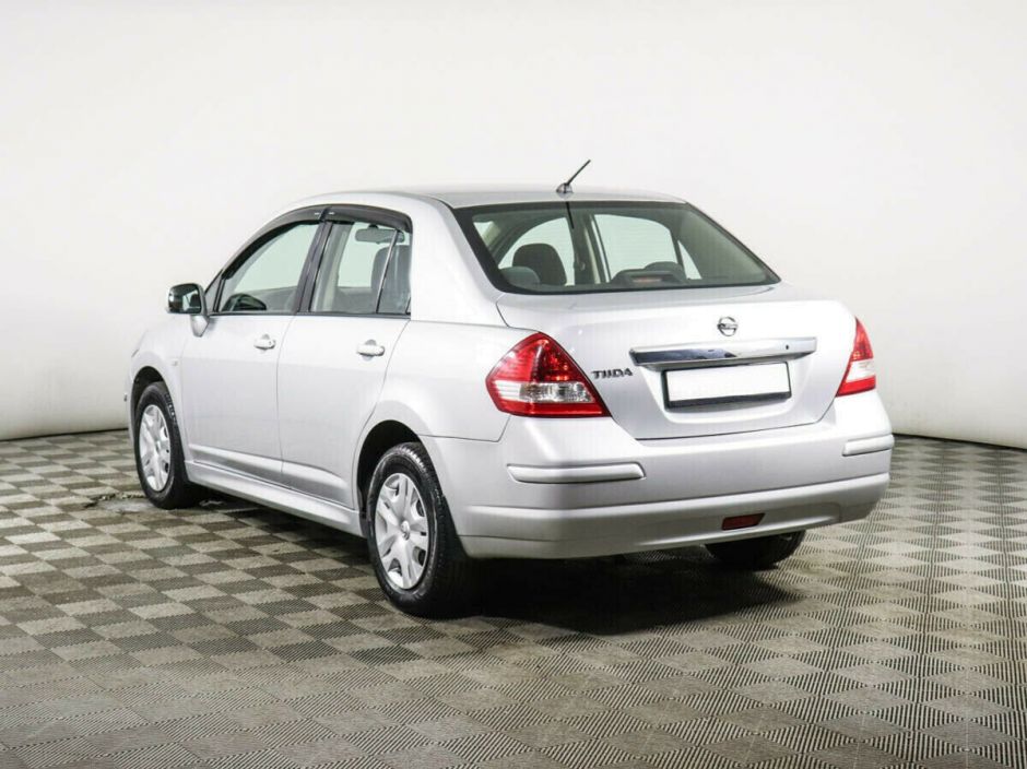 Nissan Tiida 1.6 МКПП, 2013, 132 000 км фото 4