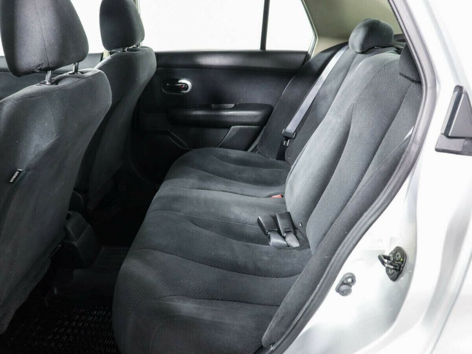 Nissan Tiida 1.6 МКПП, 2013, 132 000 км фото 9