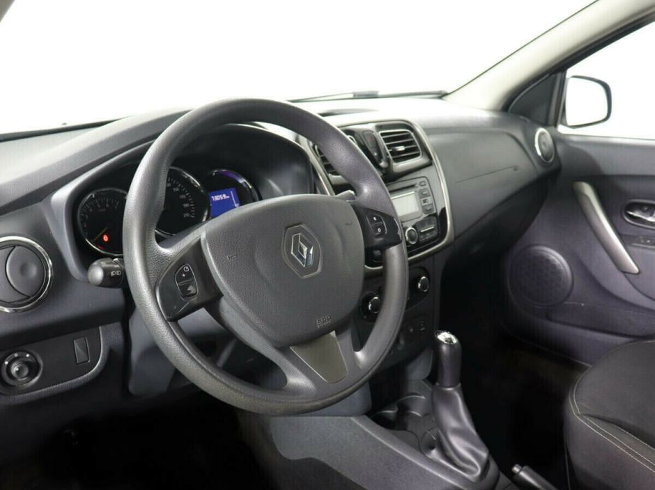 Renault Logan 1.6 МКПП, 2016, 90 000 км фото 6