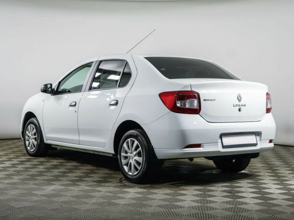 Renault Logan 1.6 АКПП, 2018, 68 000 км фото 4