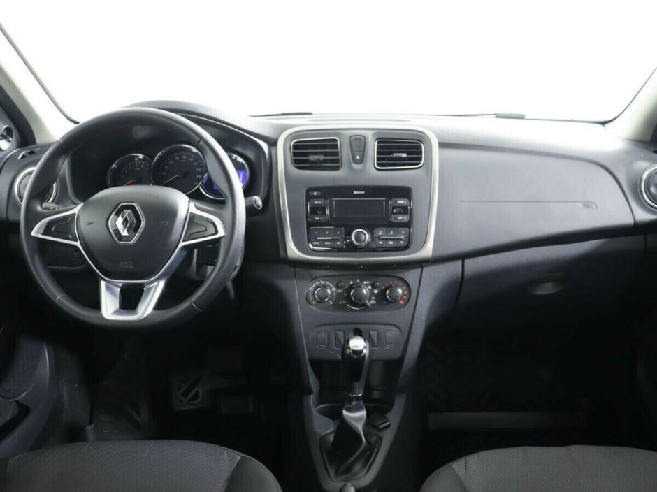 Renault Logan 1.6 АКПП, 2018, 68 000 км фото 5