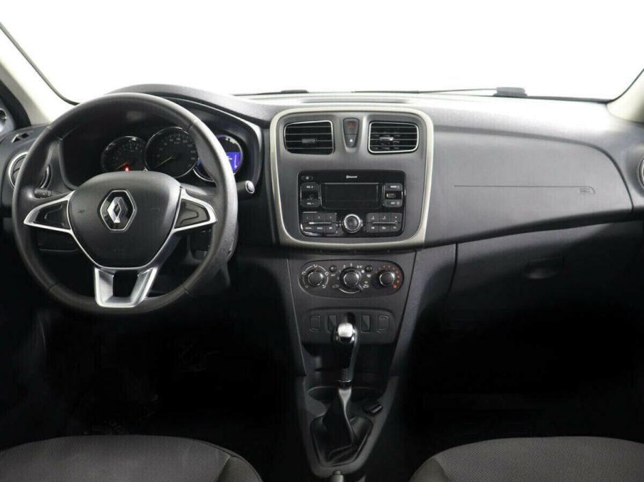 Renault Logan 1.6 АКПП, 2019, 52 000 км фото 5